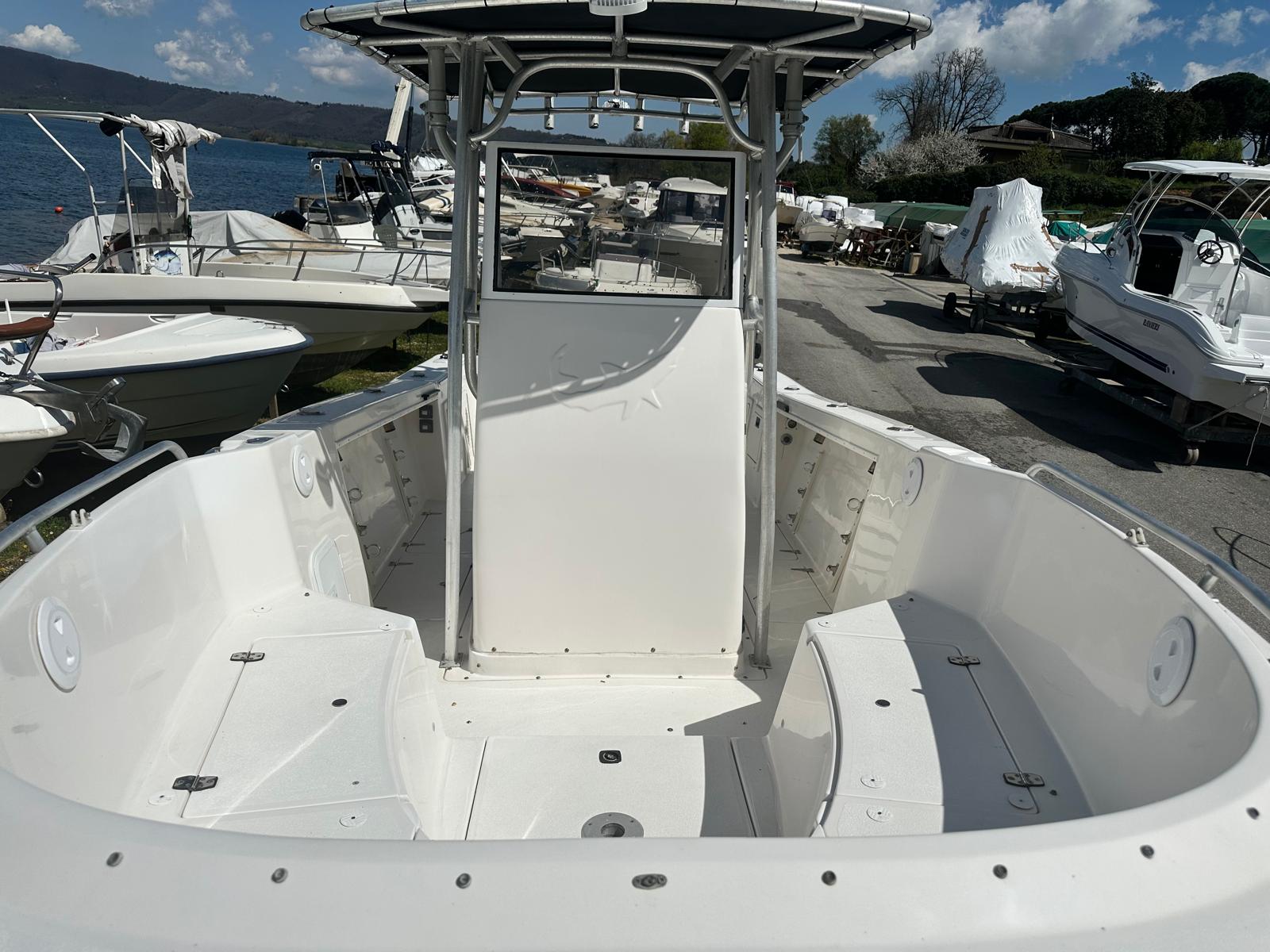 <<< IN TRATTATIVA >>> Robalo R 265 + 2x250 hp Mercury Verado (2017)<br><a href=dettaglio.aspx?Id=39 >VAI ALLA SCHEDA</a>